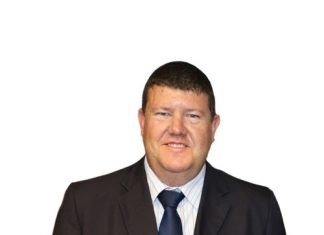 Dis tyd vir vorentoe kyk en deelneem, sê Jaco Minnaar