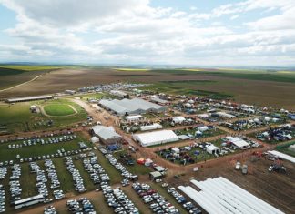 NAMPO Kaap skud vere reg vir September