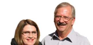 Kyk die lewe vierkantig in die oë en gaan aan – Andries Theron se raad in dié uitdagende jaar