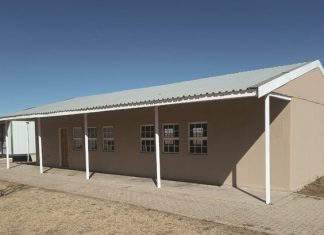 Só ploeg hulle terug