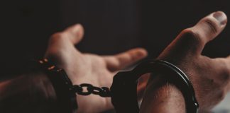 Burgerlike en onregmatige arrestasies: Wat sê die wet?