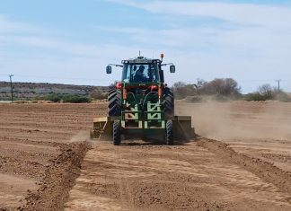 ’n Belegging in besproeiing verg noukeurige beplanning en onderhoud