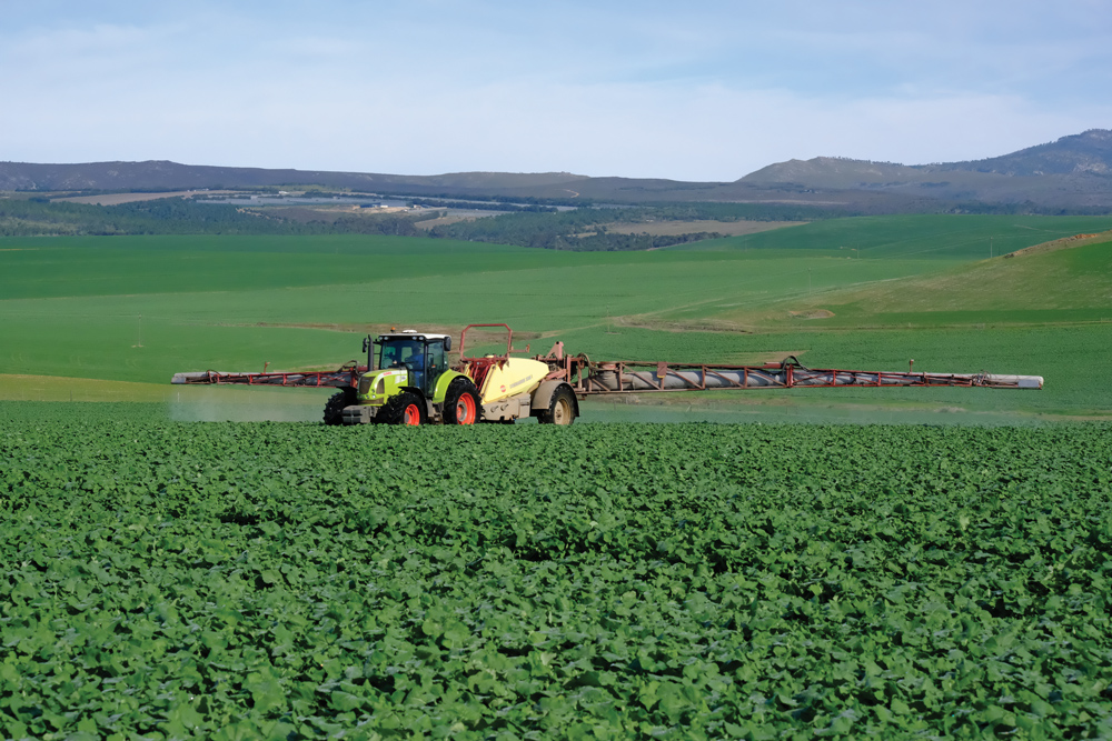 BEPERKING OP LANDBOUMIDDELS KAN PRODUSENTE LAAT KOPKRAP