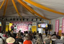 Stories, musiek en saamkuier sorg vir vol sale